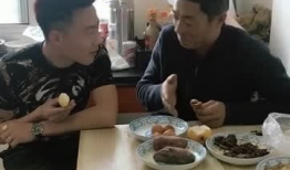 吃瓜爆料黄氏父子,吃瓜爆料背后的家族风云